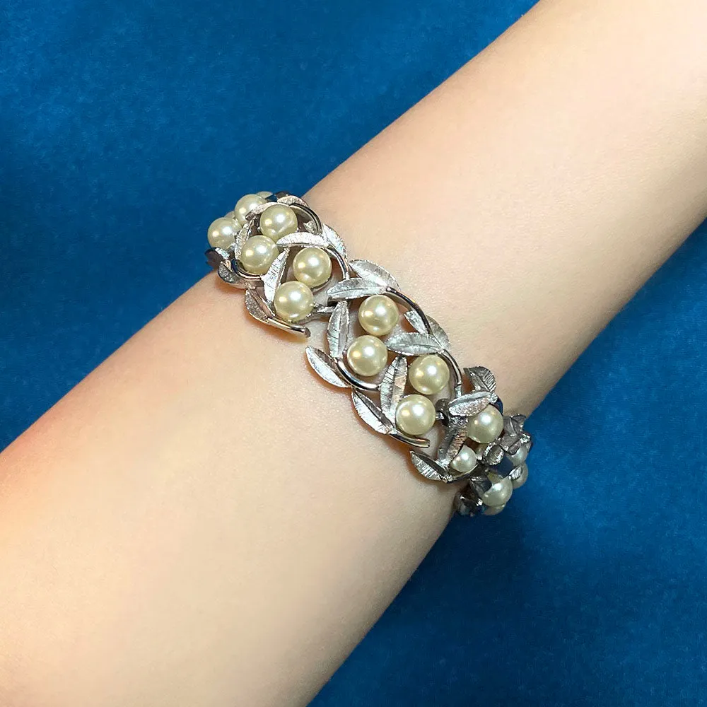 【USA輸入】ヴィンテージ  TRIFARI パール リーフ ブレスレット/Vintage TRIFARI Pearl Leaf Bracelet