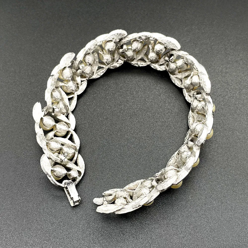 【USA輸入】ヴィンテージ  TRIFARI パール リーフ ブレスレット/Vintage TRIFARI Pearl Leaf Bracelet