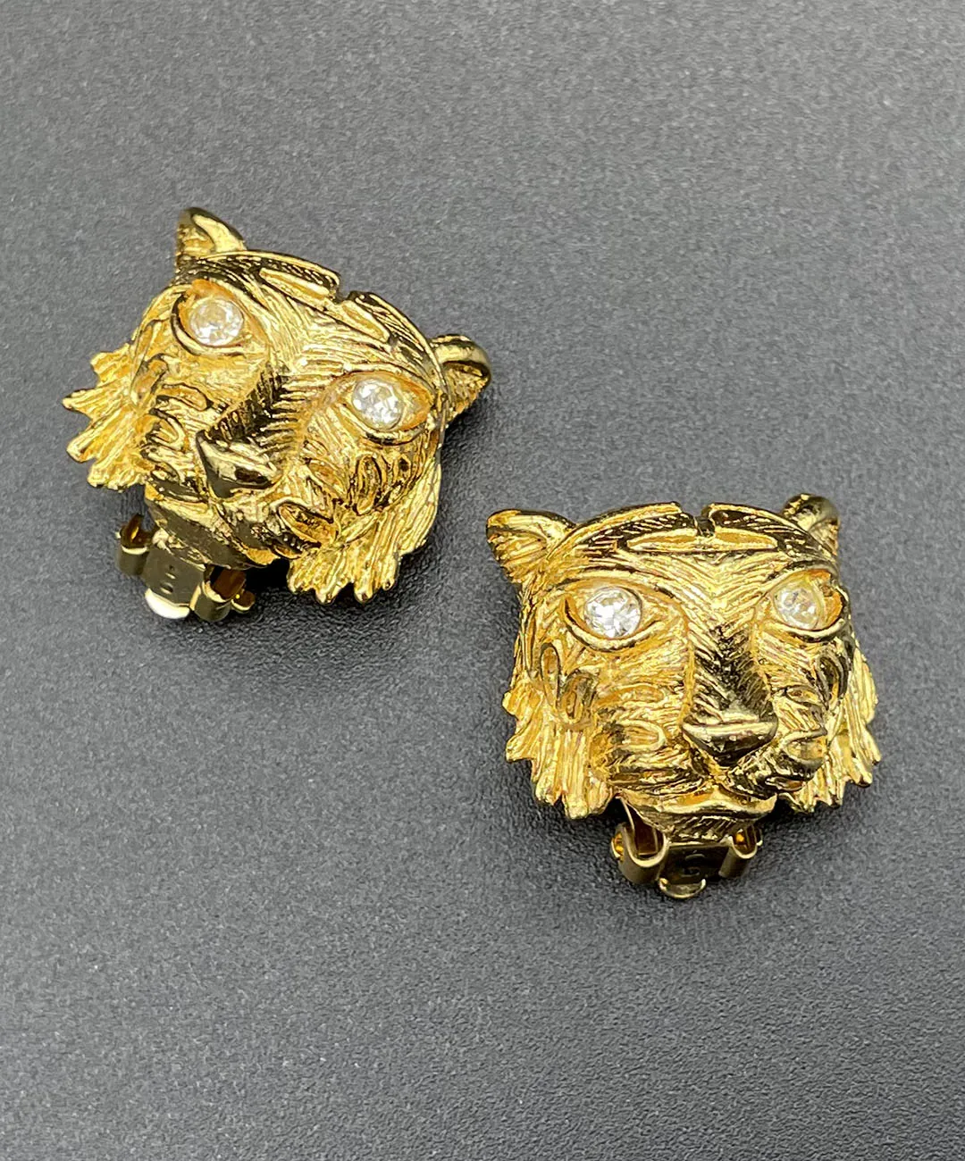 【フランス輸入】ヴィンテージ SPHINX タイガー ビジュー イヤリング/Vintage SPHINX Tiger Bijou Clip On Earrings